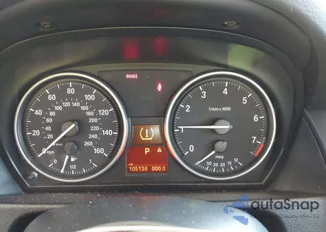 2015 BMW X1 xDrive28I из США, поврежденный, VIN WBAVL1C5XFVY32688